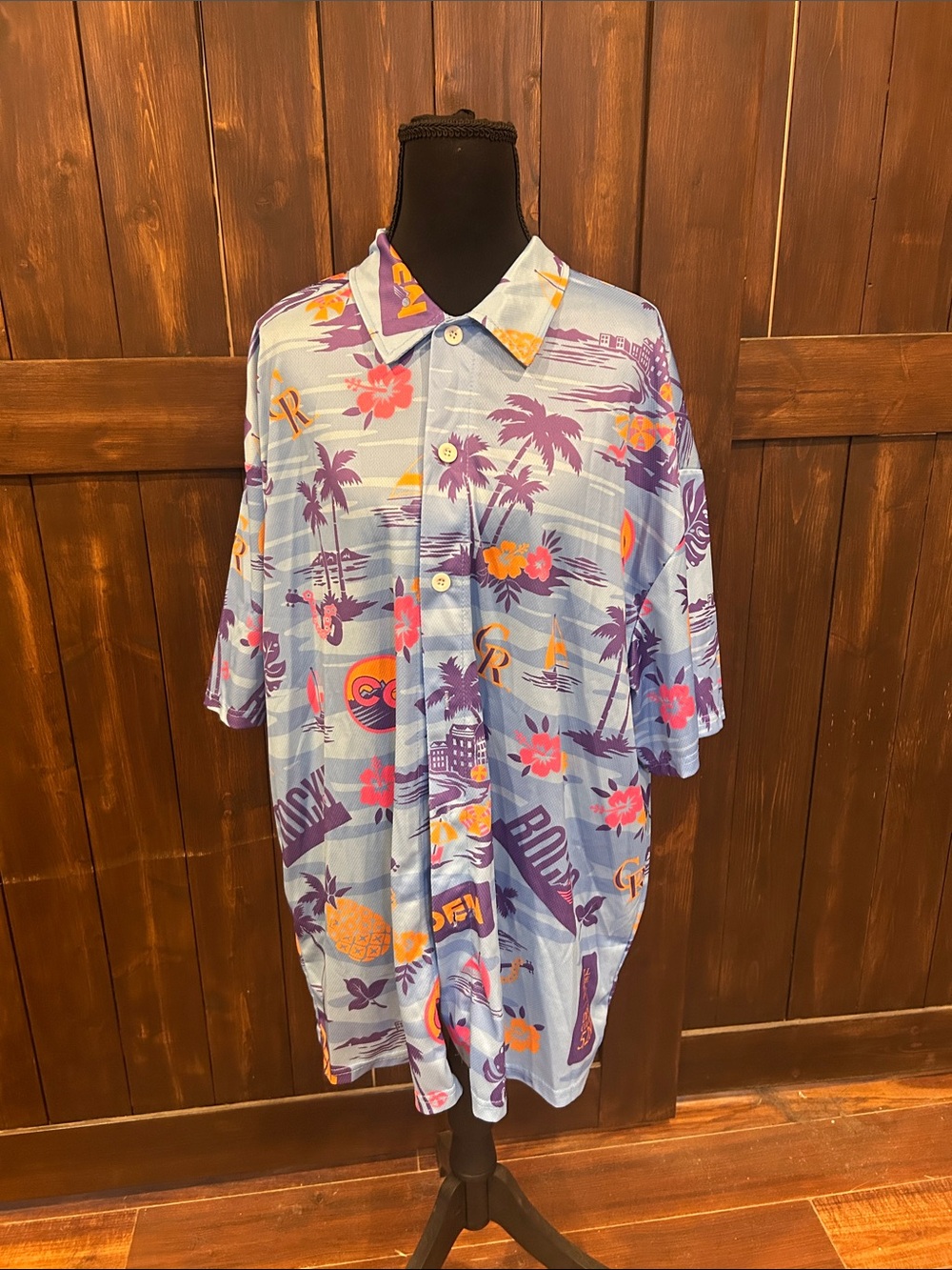 Men's Light Blue Tropical Print Short-Sleeve Shirt